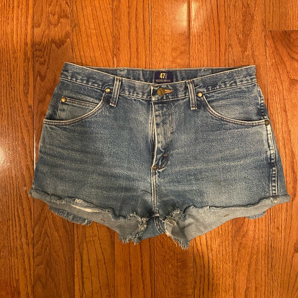 Distress Wrangler Jean Shorts